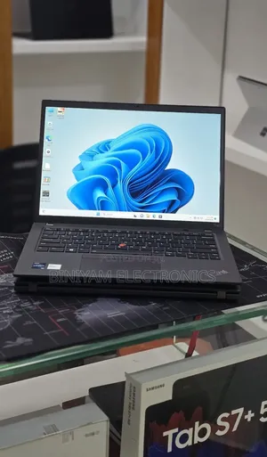 New Laptop Lenovo ThinkPad T14s G4 16GB Intel Core i7 SSD 512GB