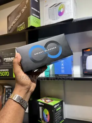 Q8 Smart Glasses