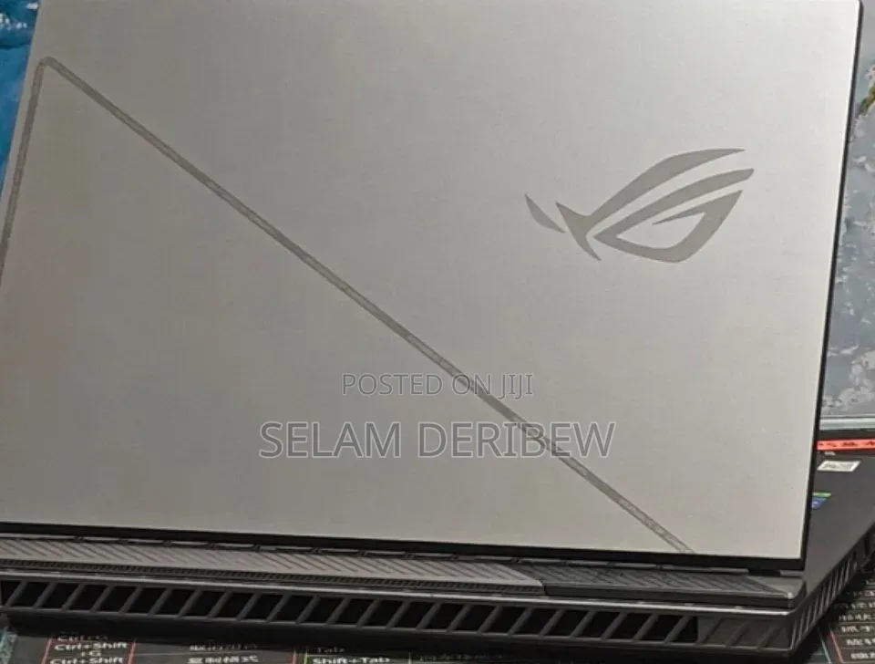 New Laptop Asus ROG Strix G16 16GB Intel Core i7 SSD 1T