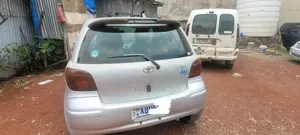 Toyota Vitz 2004 Silver