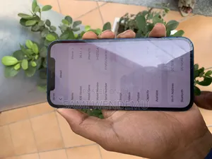 Apple iPhone 12 64 GB