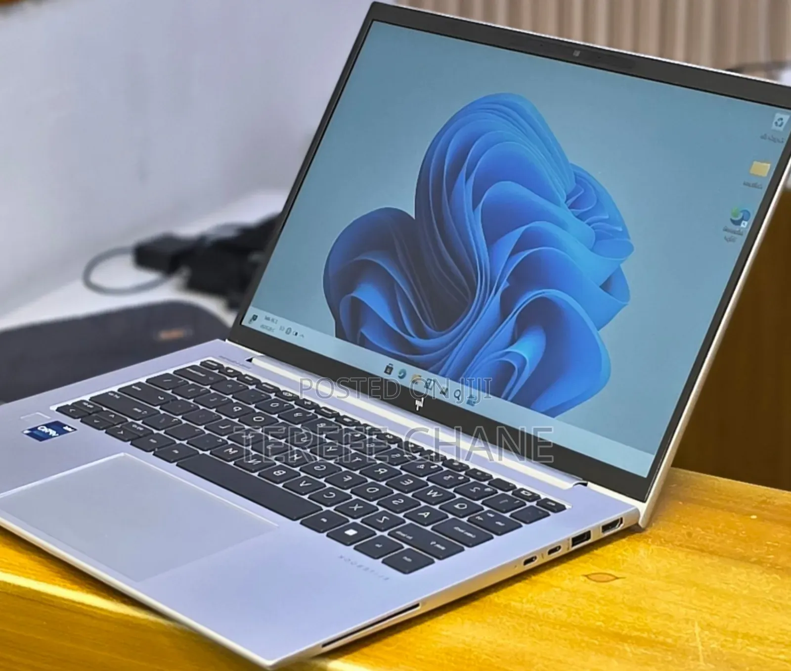 New Laptop HP EliteBook 840 10 16GB Intel Core i7 SSD 512GB