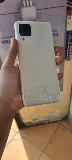 Samsung Galaxy A12 64 GB White