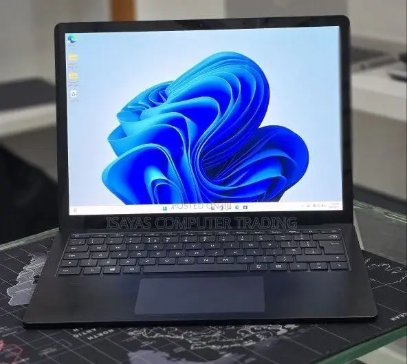 New Laptop Microsoft Surface Laptop 4 16GB Intel Core i7 SSD 512GB