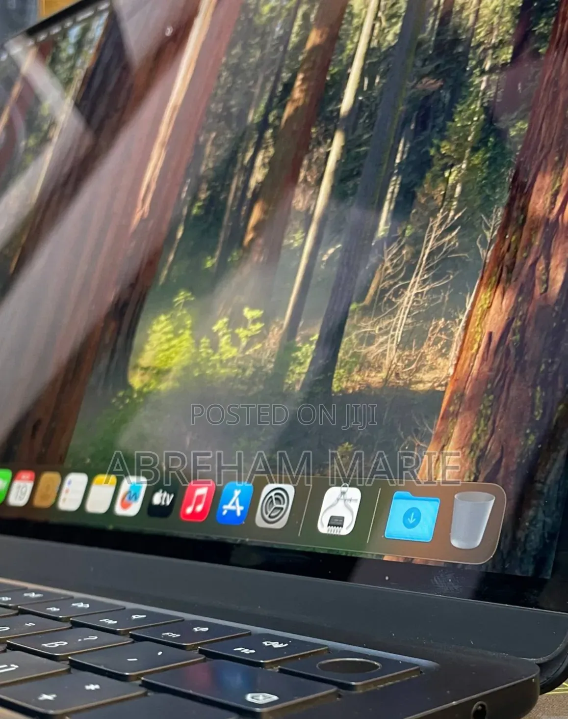 New Laptop Apple MacBook Air 2022 M2 8GB Apple M2 SSD 512GB