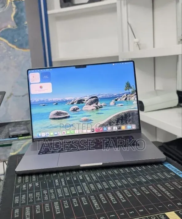New Laptop Apple MacBook Pro 2021 M1 16GB Apple M1 Pro SSD 512GB
