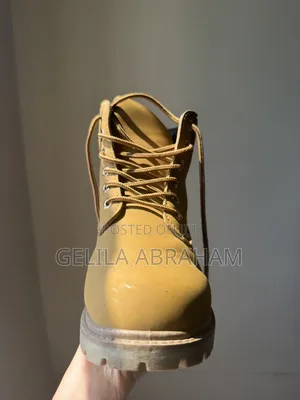 Timber-Style Lace-Up Boots