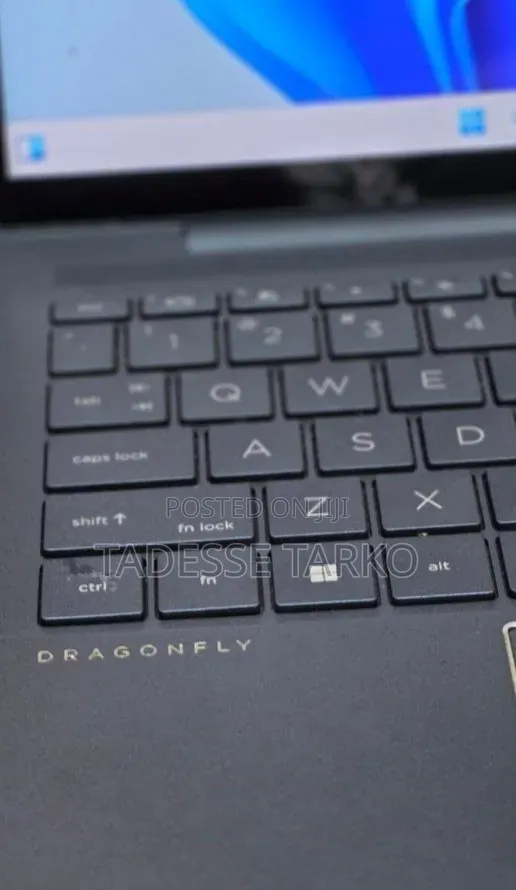 New Laptop HP Dragonfly G3 16GB Intel Core i7 SSD 512GB