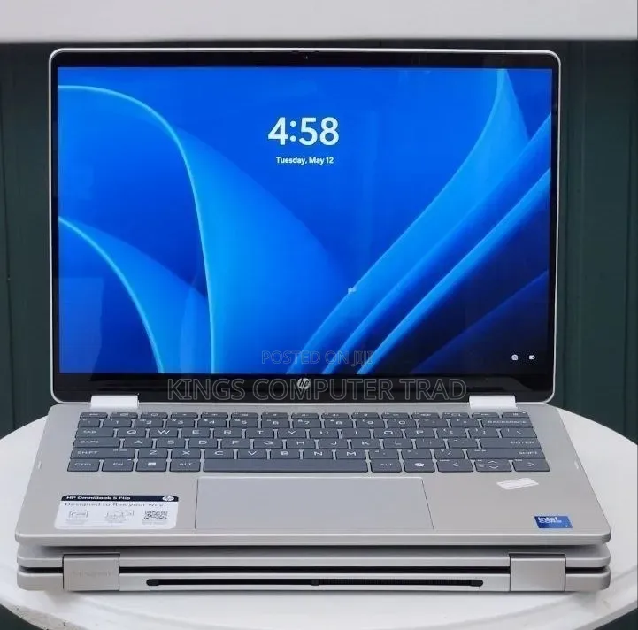 New Laptop HP OmniBook 5 14" 16GB Intel Core 7 SSD 512GB