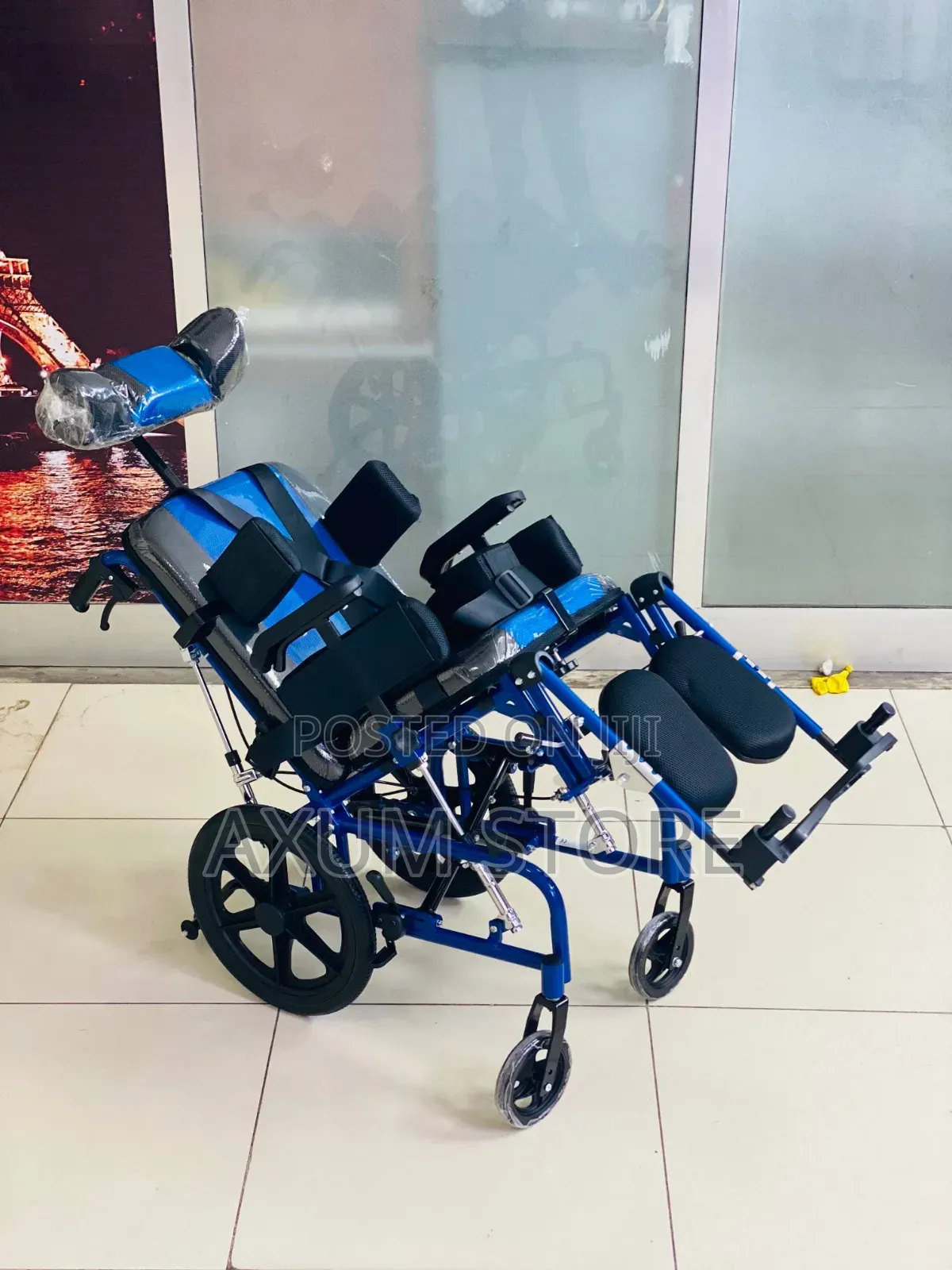 የሚስተካከል የጭንቅላት ድጋፍ ያለው ዊልቸር – CP Wheelchair With Adjustable Headrest