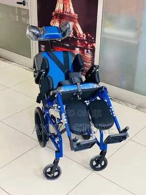 የእግር ማሳረፊያው ከፍ የሚል ሲፒ ዊልቸር – CP Wheelchair With Elevating Leg Rests