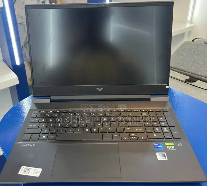 New Laptop HP Victus 16 16GB Intel Core i7 SSD 512GB