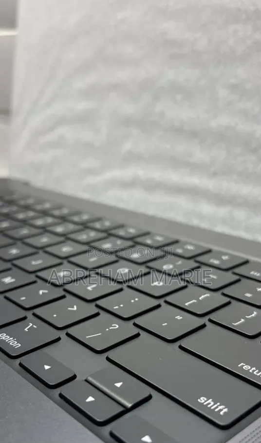 New Laptop Apple MacBook Pro 2024 M4 Max 48GB Apple M4 Max SSD 2T
