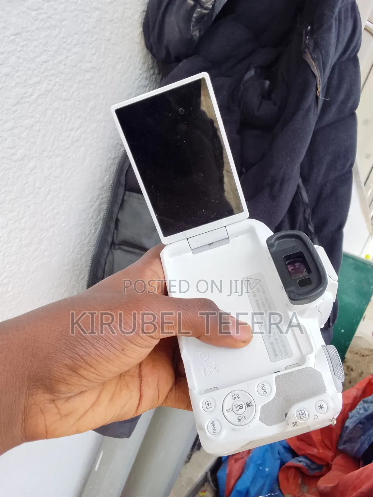 Canon R 50 Camera