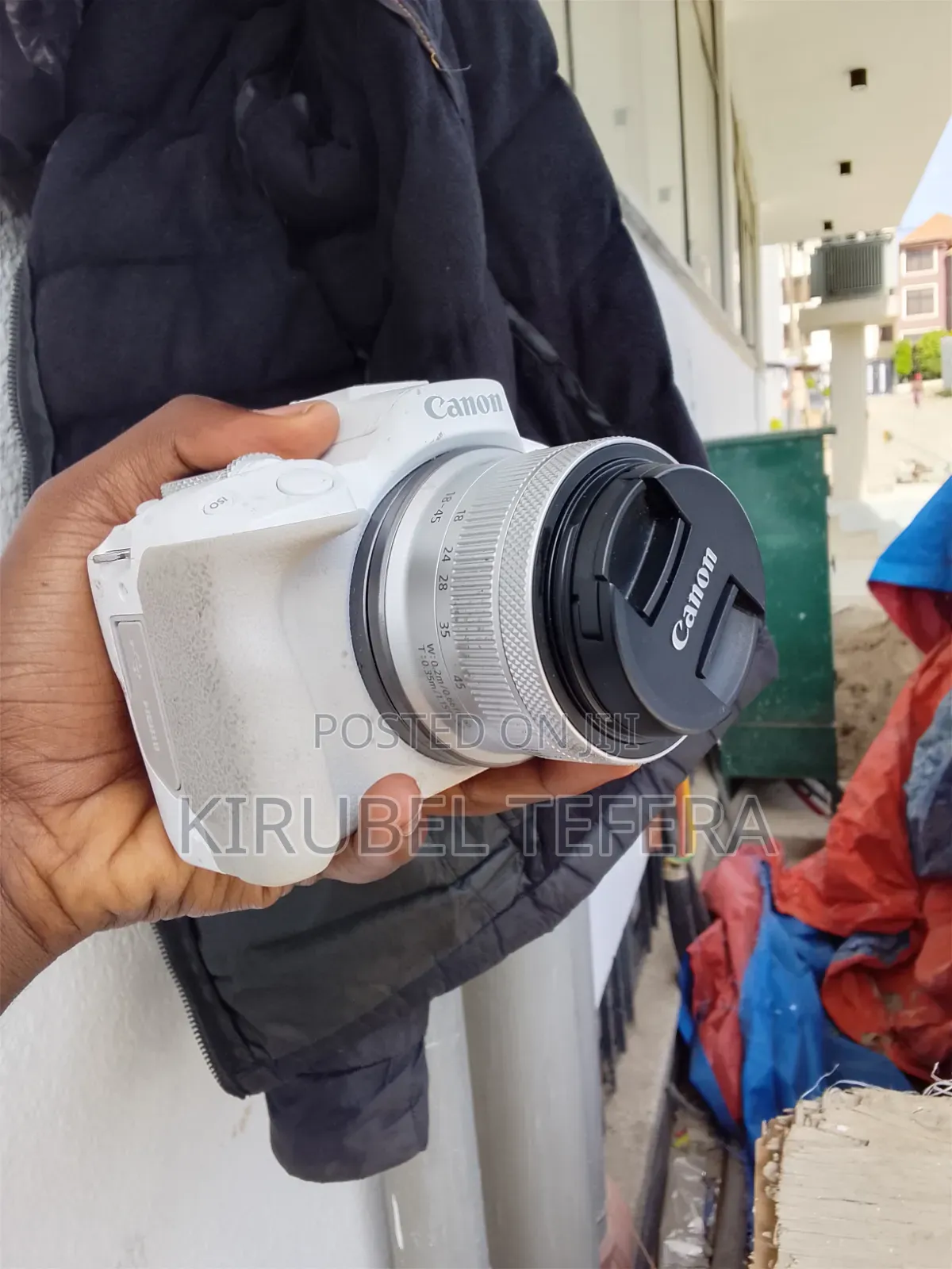 Canon R 50 Camera