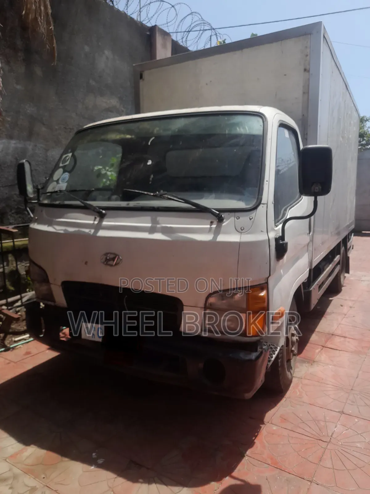 Hyundai HD 65