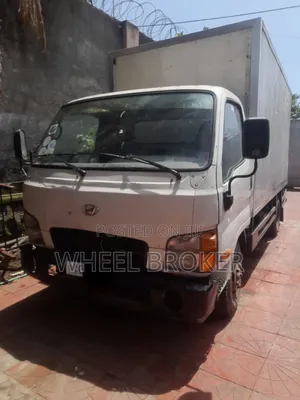 Hyundai HD 65