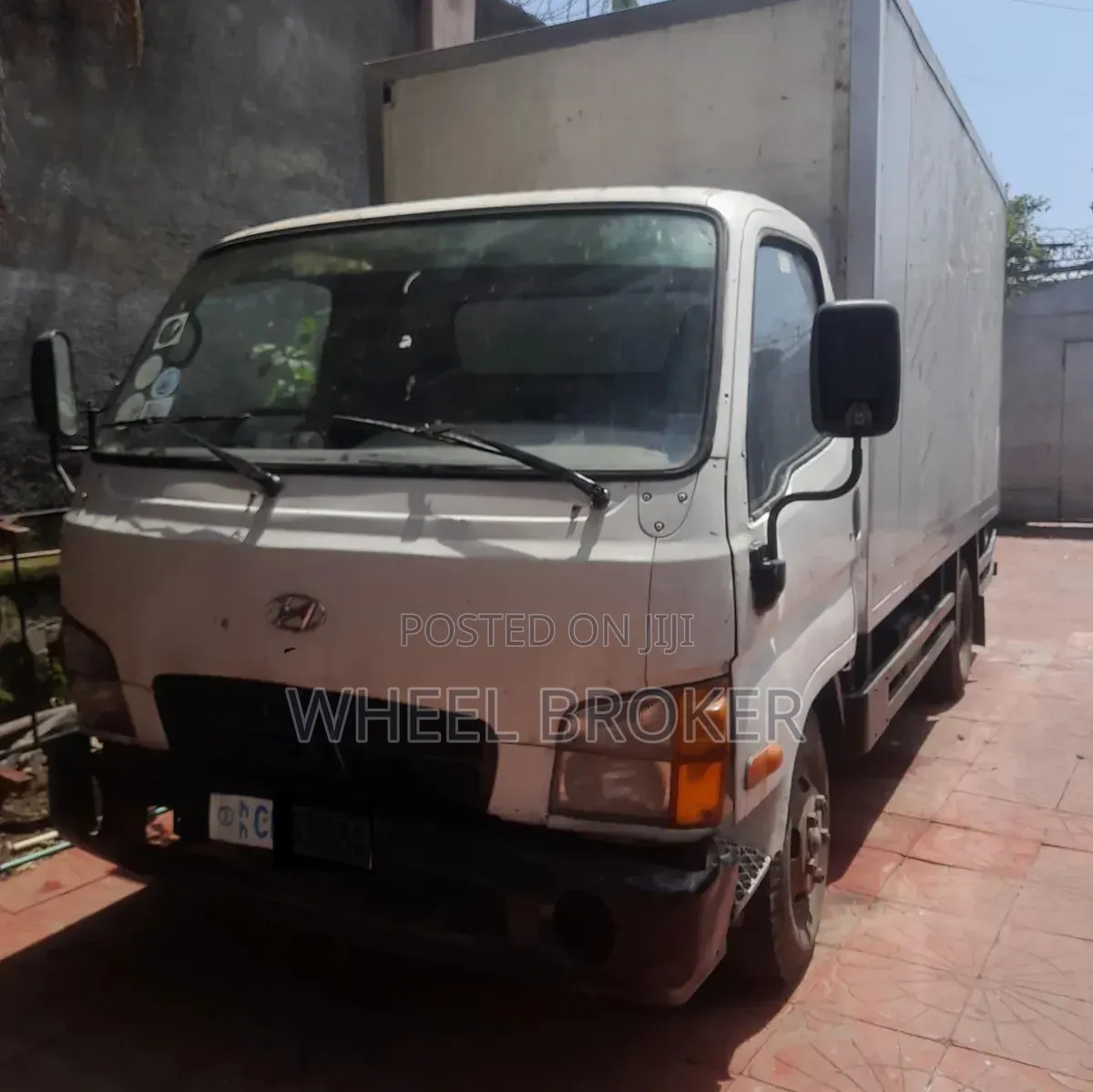 Hyundai HD 65