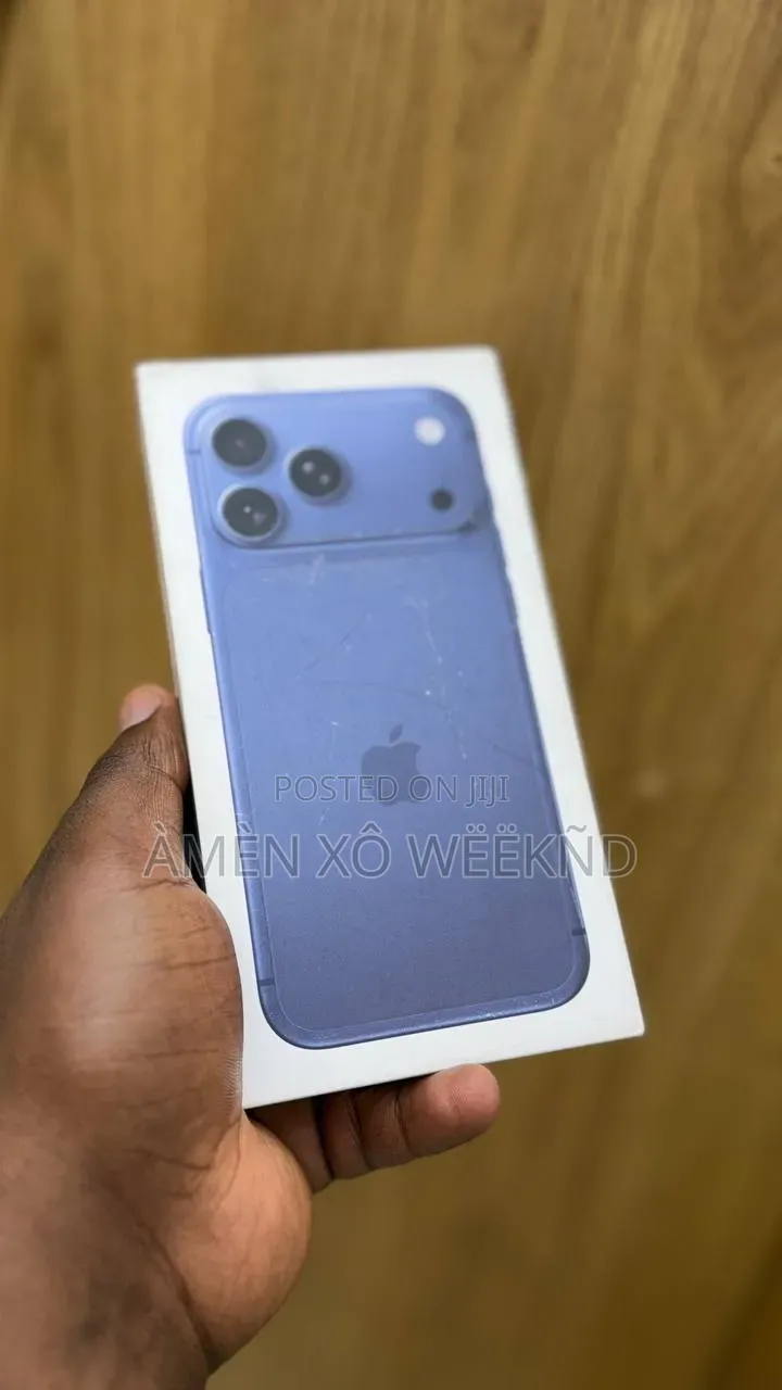 New Apple iPhone 17 Pro Max 256 GB Blue