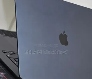New Laptop Apple MacBook Air 2025 M4 16GB Apple M4 SSD 256GB