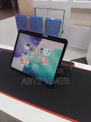 New Apple iPad Pro 1 TB Gray