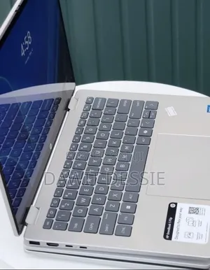 New Laptop HP OmniBook 5 Flip 16GB Intel Core 7 SSD 512GB