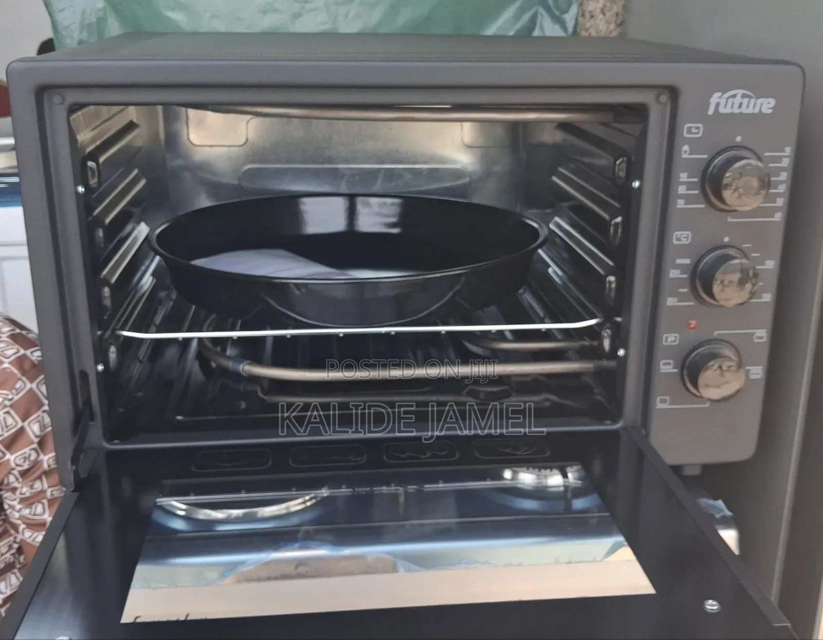Future Meni Oven 40 Letir