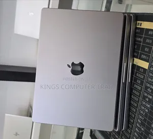 New Laptop Apple MacBook Pro 2021 M1 32GB Apple M1 Pro SSD 512GB