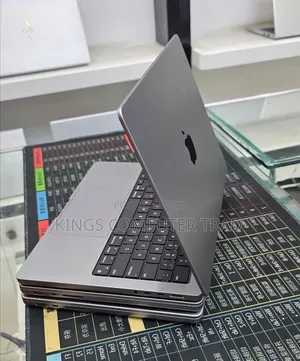 New Laptop Apple MacBook Pro 2021 M1 32GB Apple M1 Pro SSD 512GB