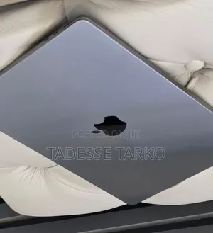 New Laptop Apple MacBook Air 2022 M2 8GB Apple M2 SSD 256GB