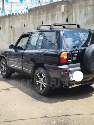 Toyota RAV4 1997 Black
