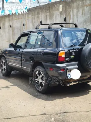 Toyota RAV4 1997 Black