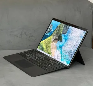 New Laptop Microsoft Surface Pro 9 8GB Intel Core i5 SSD 256GB