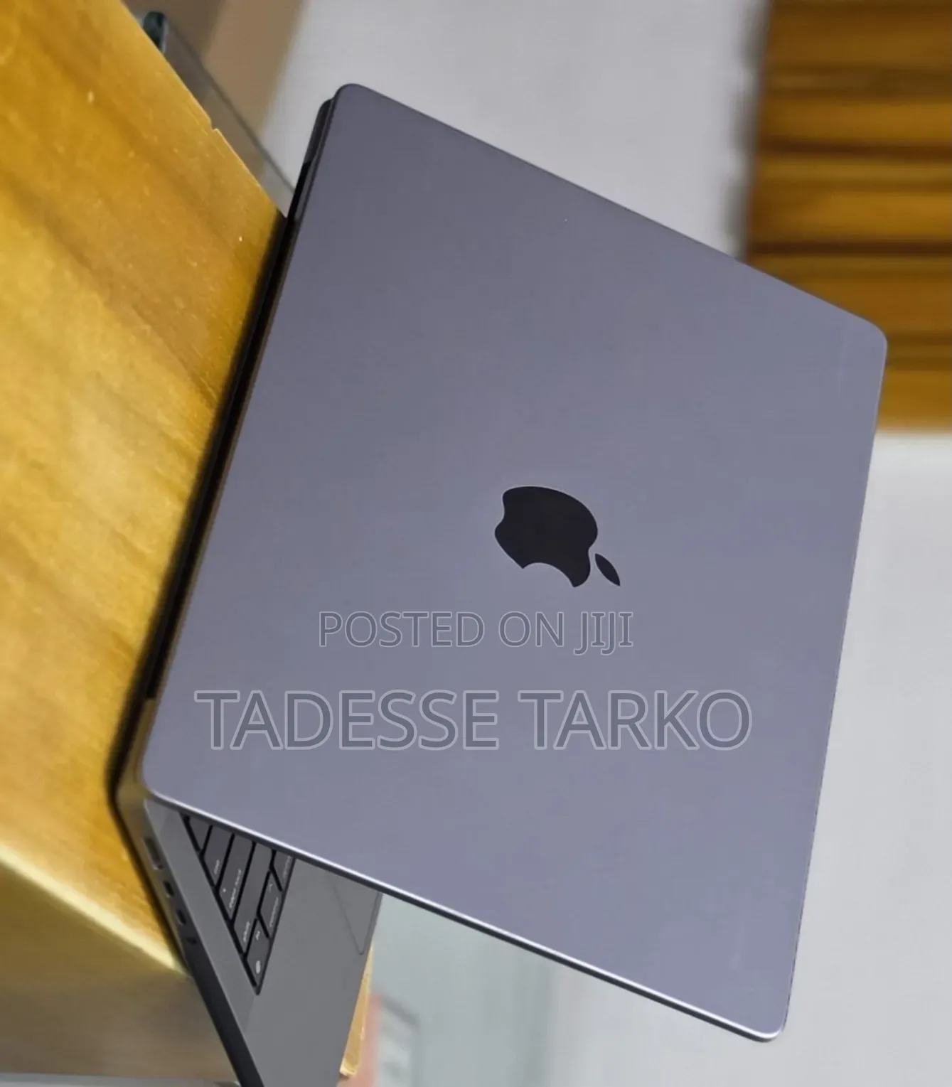 New Laptop Apple MacBook Pro 2021 M1 32GB Apple M1 Pro SSD 512GB