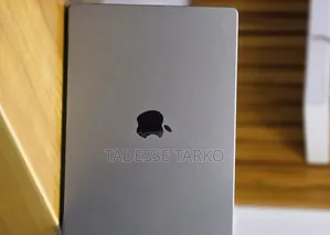 New Laptop Apple MacBook Pro 2021 M1 32GB Apple M1 Pro SSD 512GB