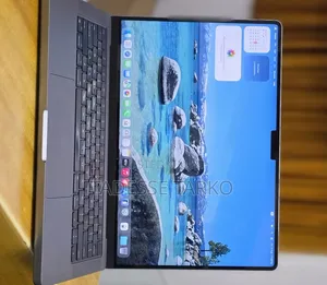 New Laptop Apple MacBook Pro 2021 M1 32GB Apple M1 Pro SSD 512GB