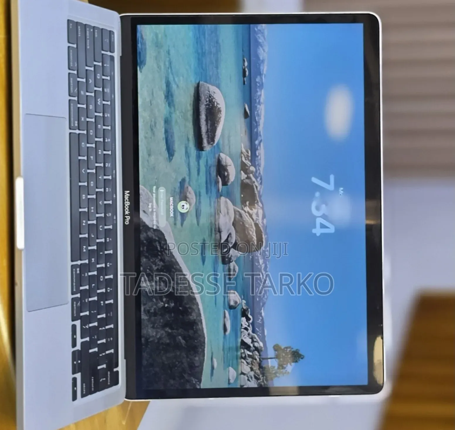 New Laptop Apple MacBook Pro 2020 32GB Intel Core i7 SSD 512GB