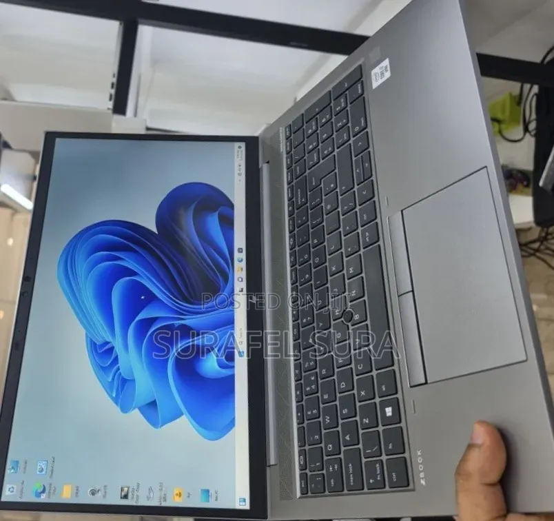 New Laptop HP ZBook 15 16GB Intel Core i7 SSD 512GB