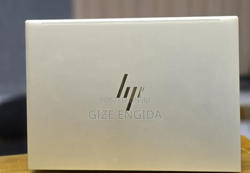 New Laptop HP Elitebook 830 G11 16GB Intel Core i7 SSD 512GB