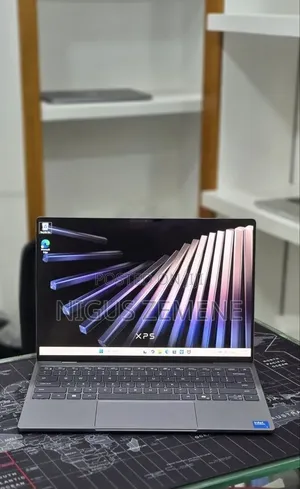 New Laptop Dell XPS 13 8GB Intel Core i5 SSD 512GB