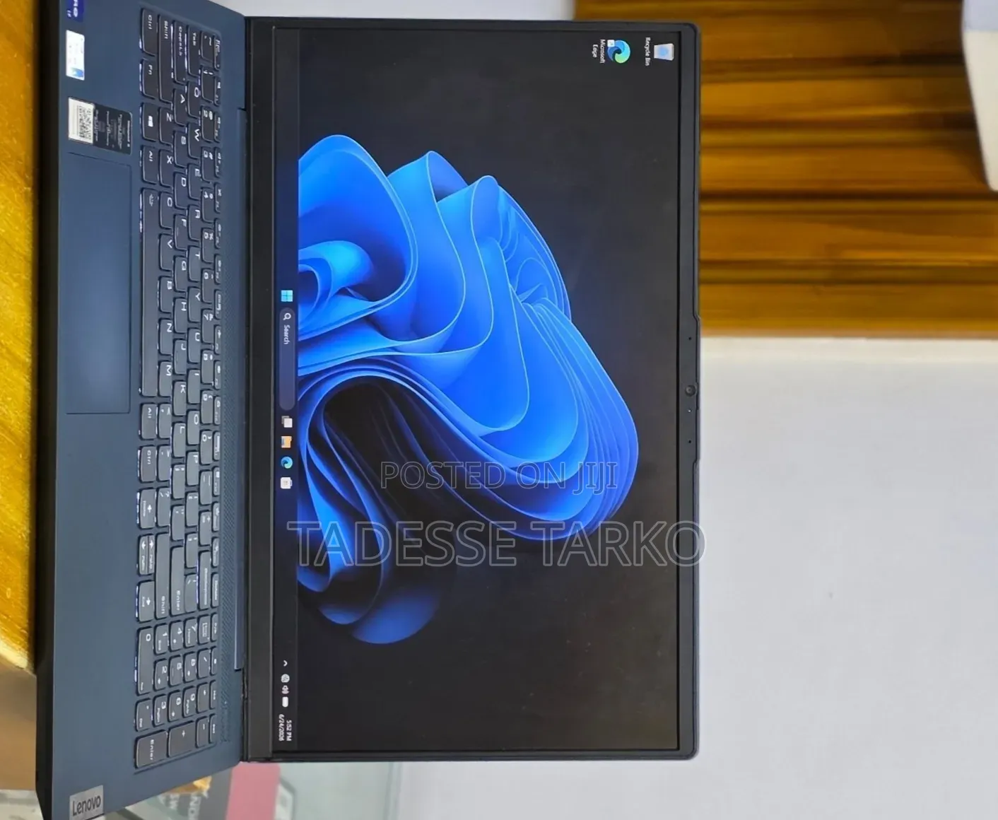 New Laptop Lenovo 12GB Intel Core i7 SSD 512GB