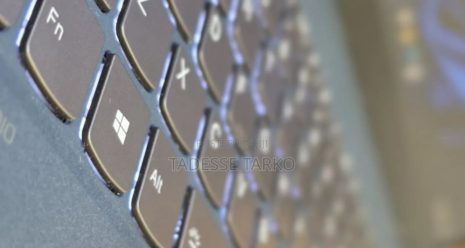 New Laptop Lenovo 12GB Intel Core i7 SSD 512GB