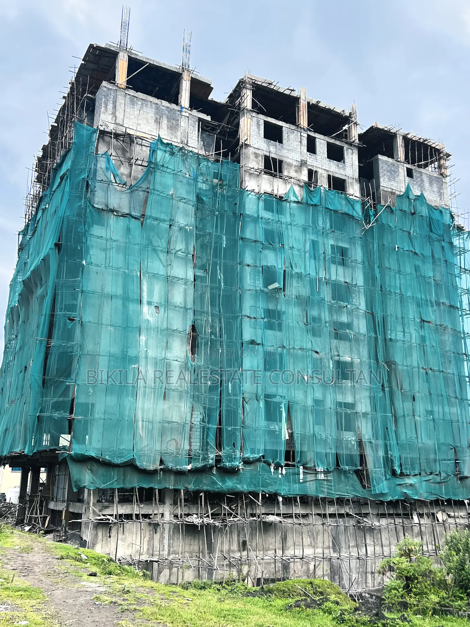 2bdrm Apartment in High Rise Realestate, Bole for rent