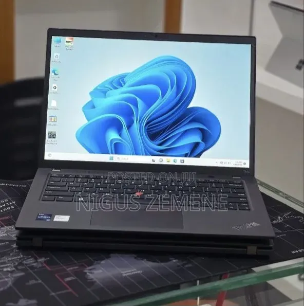 New Laptop Lenovo ThinkPad T14 16GB Intel Core i7 SSD 512GB