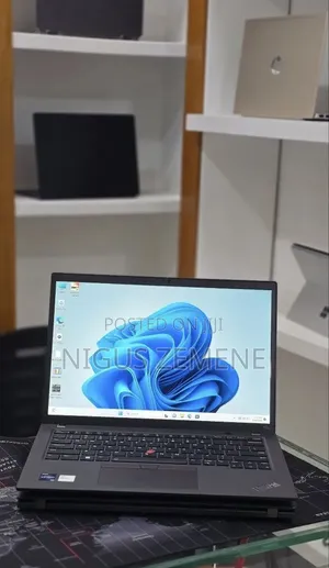 New Laptop Lenovo ThinkPad T14 16GB Intel Core i7 SSD 512GB