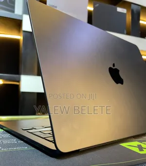 New Laptop Apple MacBook Air 8GB Apple M2 SSD 512GB
