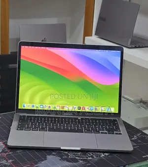 New Laptop Apple MacBook Pro 2020 M1 8GB Apple M1 SSD 256GB
