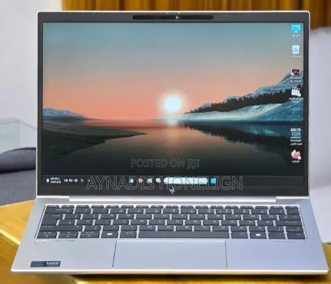 New Laptop HP Elitebook 830 G11 16GB Intel Core Ultra 7 SSD 512GB