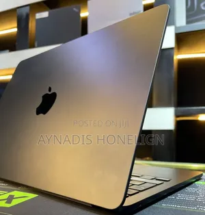 New Laptop Apple MacBook Air 16GB Apple M2 SSD 512GB