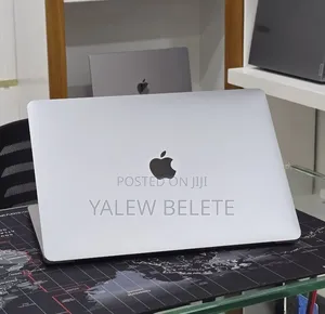 New Laptop Apple MacBook Pro 2020 M1 8GB Apple M1 Pro SSD 256GB